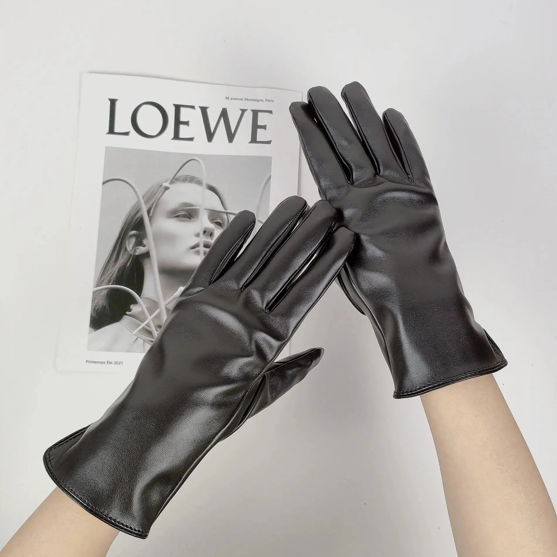 Fashion Chain Women' PU Leather Gloves Winter Warm Plus Velvet Thicken Full Finger Outdoor Riding Touch Screen Driving Mittens Natalia Home Fashion   Black-E-One-Size Natalia Home Fashion