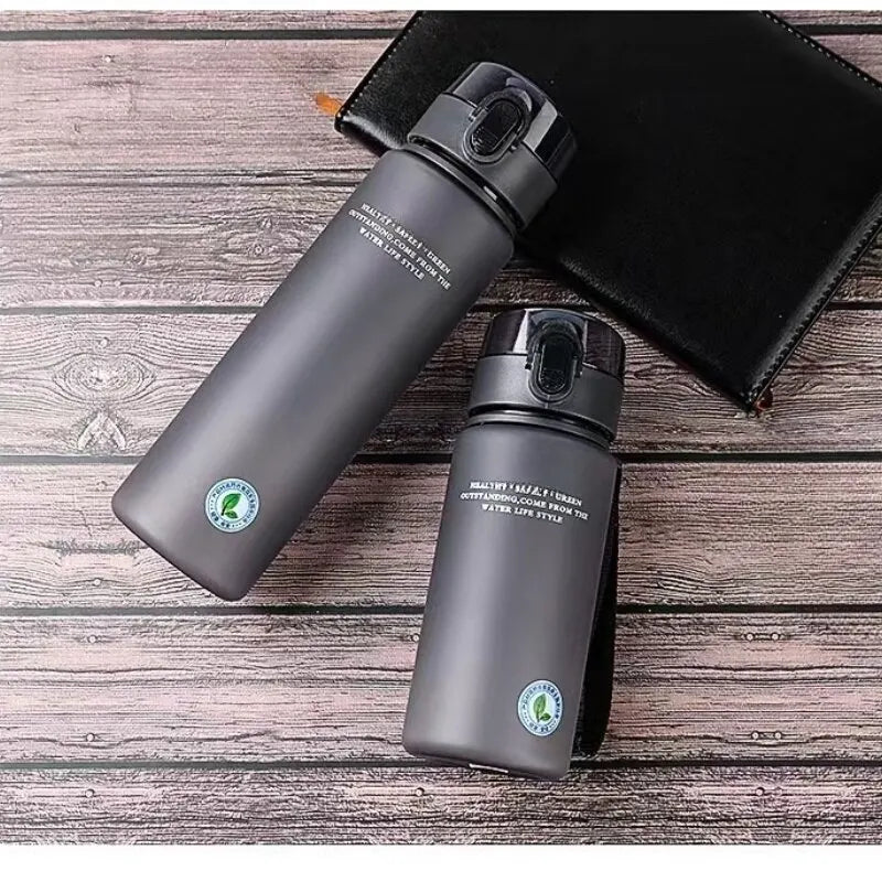 Leak Proof Sports Water Bottle High Quality Tour Hiking Portable My Favorite Drink Bottles 400ml 560ml