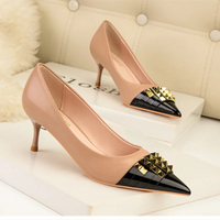 Women Lock Stud Patchwork Fashionable Pumps Shallow Mouth 6cm Mid Thin Heels Pumps Khaki Black Stilettos Leather