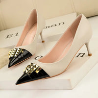 Women Lock Stud Patchwork Fashionable Pumps Shallow Mouth 6cm Mid Thin Heels Pumps Khaki Black Stilettos Leather