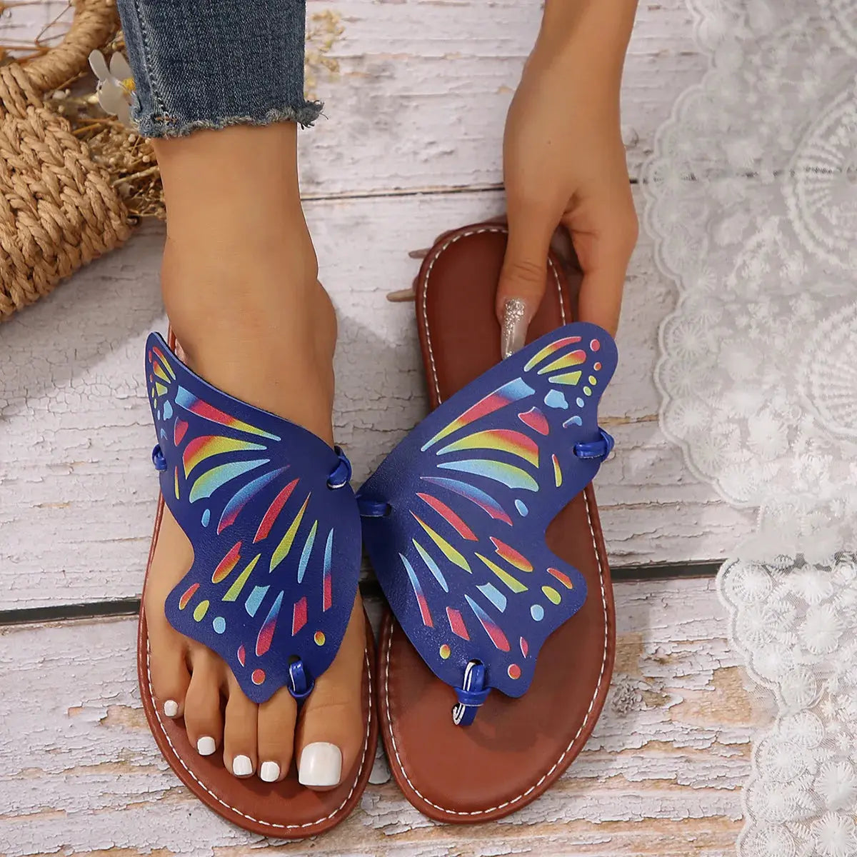 Women Butterfly Graffiti Slippers  Fashion Lightweight Anti Slip Flat Bottom Flip Flops Outdoor Beach Casual Shoes Natalia Home Fashion   Blue-43 Natalia Home Fashion